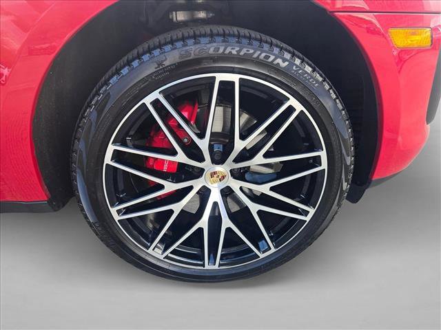 Used 2024 Porsche Macan S image 24