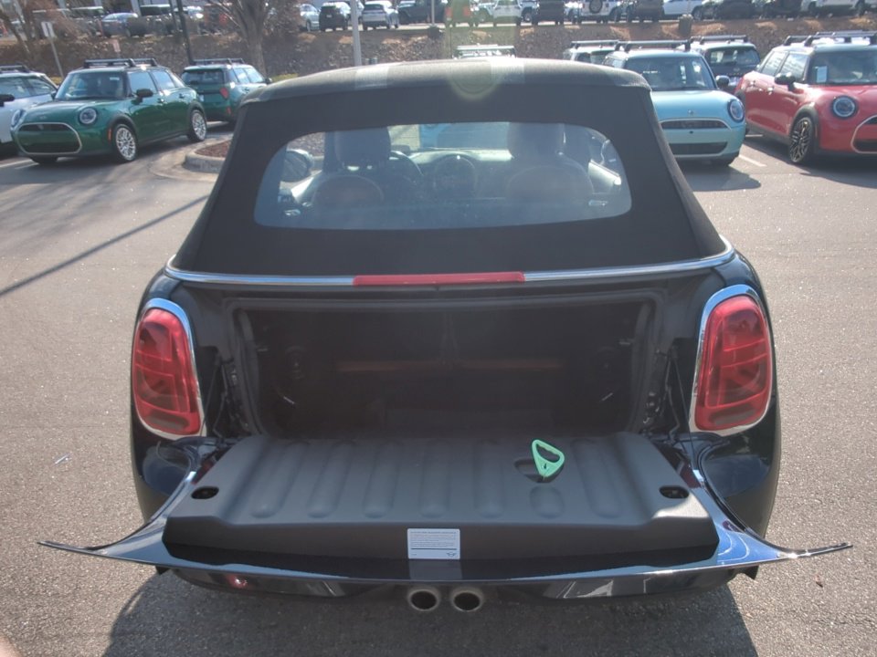 Used 2022 MINI Cooper S w/ Driver Assistance Package image 15