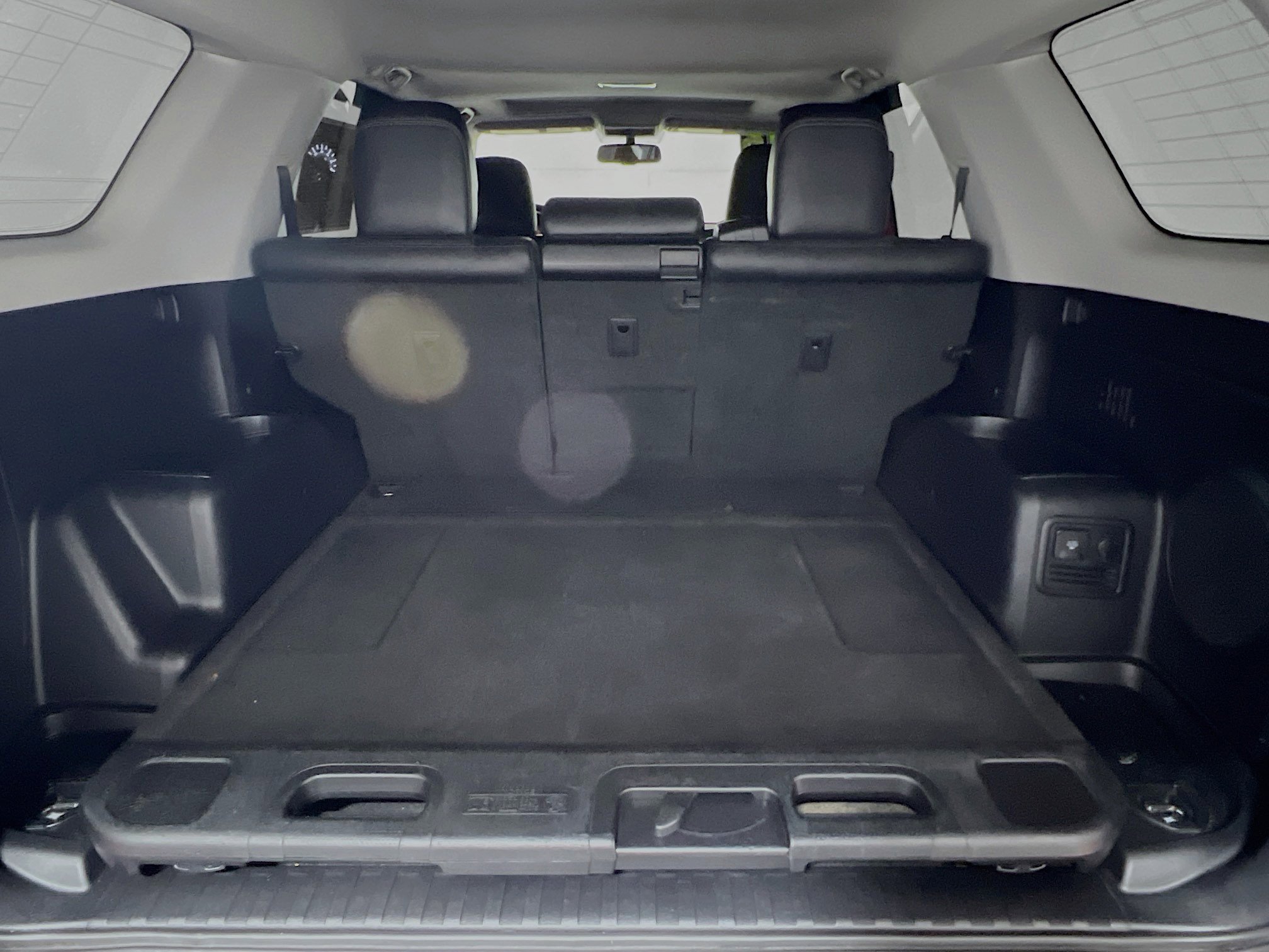 Used 2016 Toyota 4Runner Limited image 34