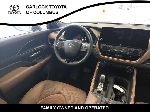Used 2024 Toyota Grand Highlander AWD Hybrid image 18