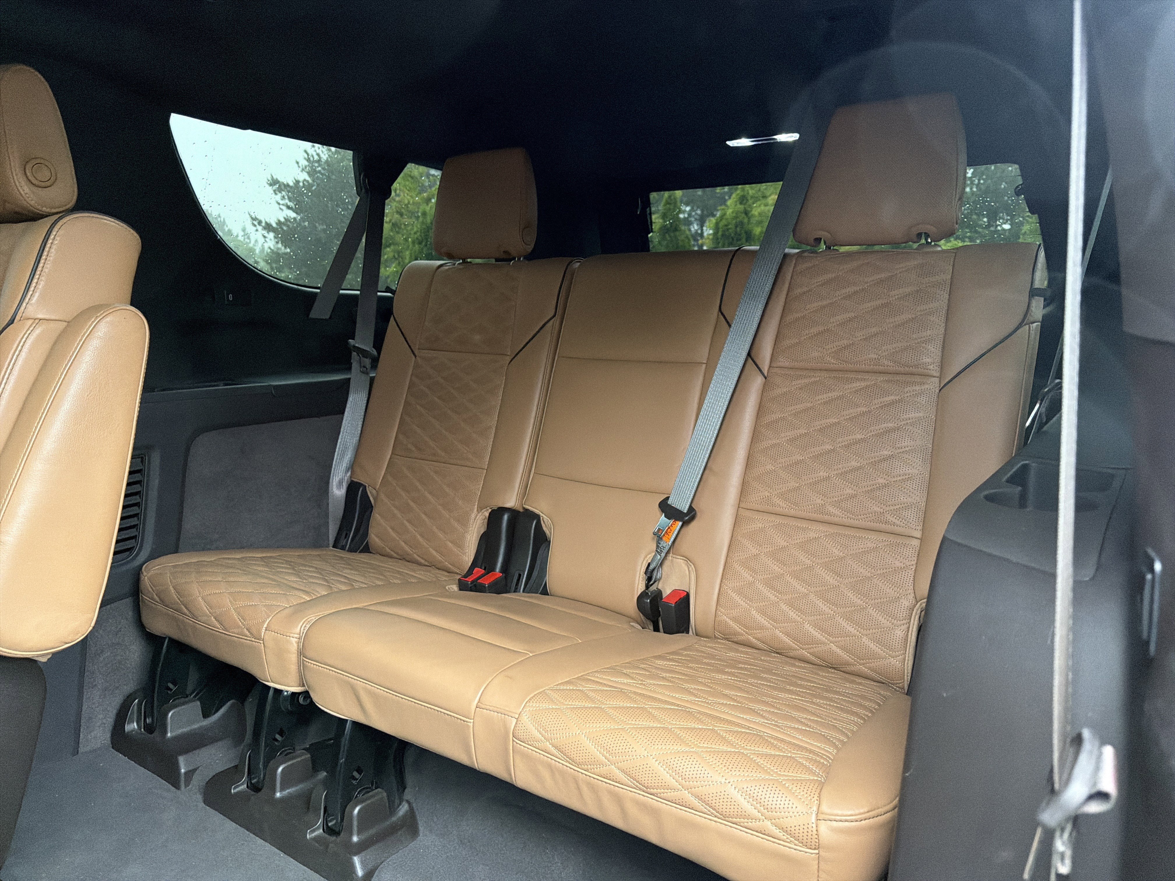 Used 2021 Cadillac Escalade ESV Sport w/ Driver Assist Tech Package AWD/4WD image 10