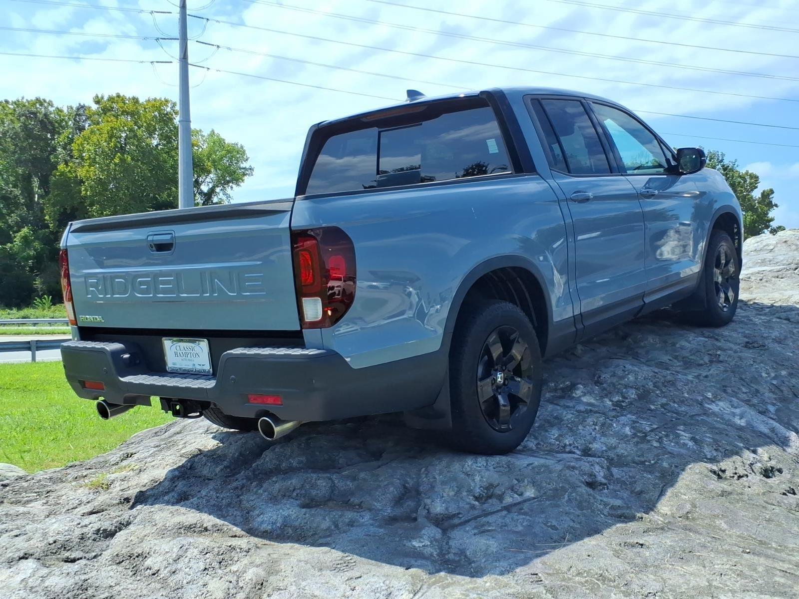 Used 2024 Honda Ridgeline Black Edition image 8