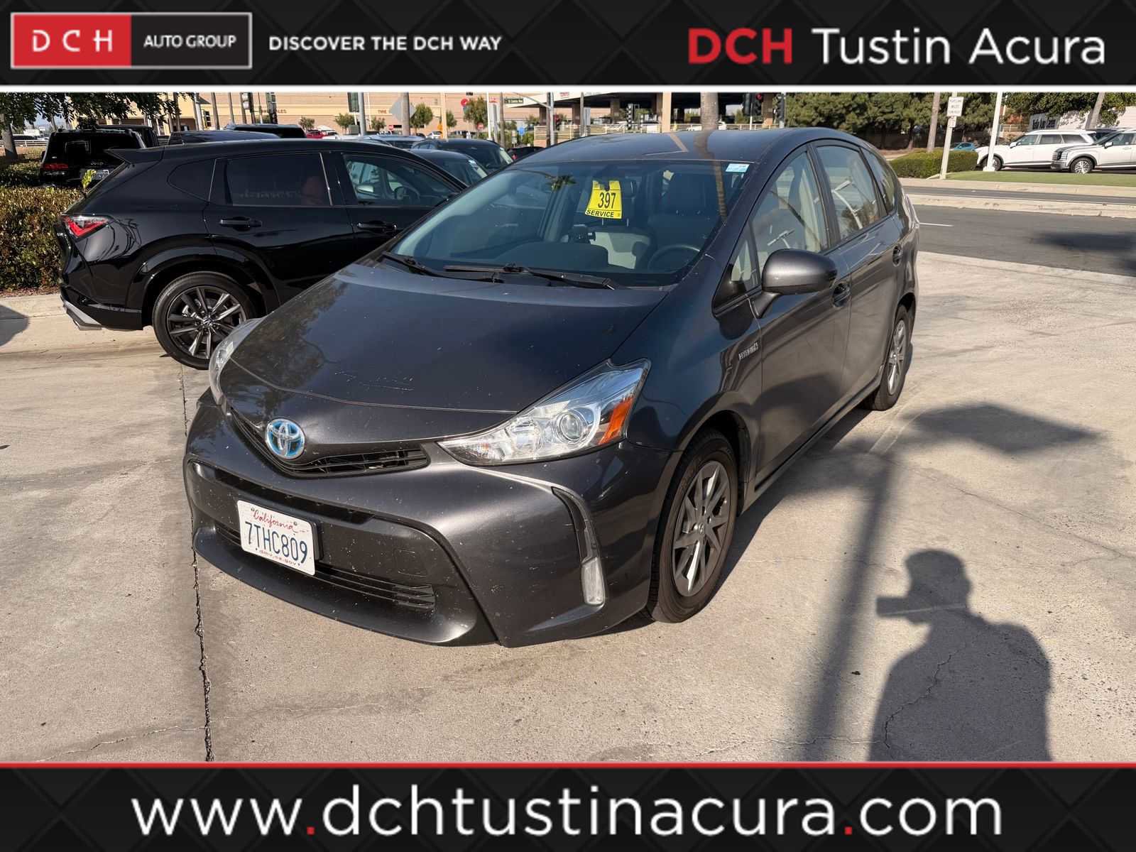 Used 2016 Toyota Prius V Four FWD image 1