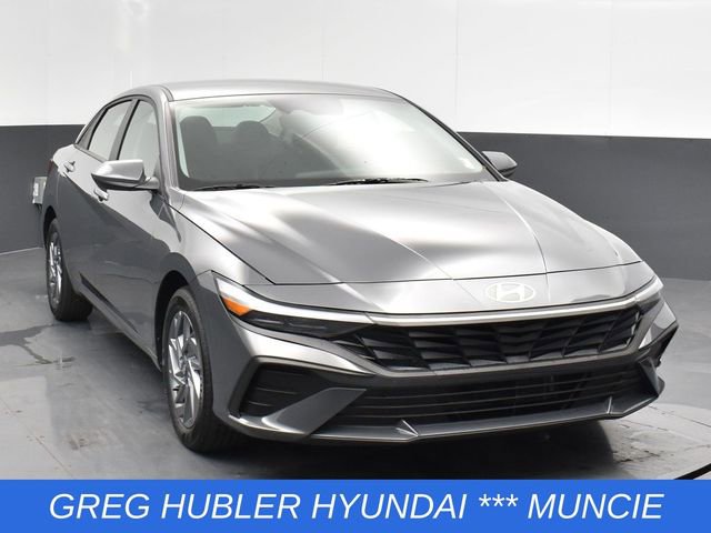 New 2025 Hyundai Elantra Blue