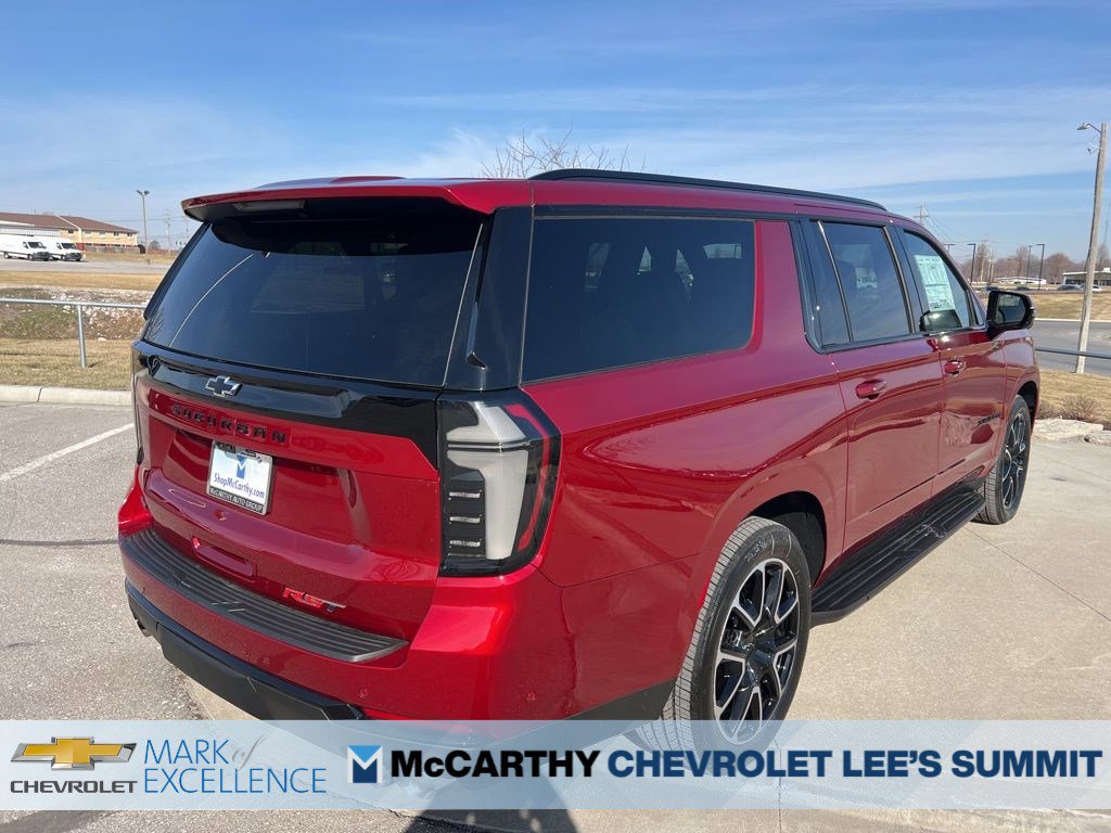 New 2026 Chevrolet Suburban RST AWD/4WD image 9