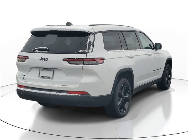 New 2025 Jeep Grand Cherokee L Altitude image 4