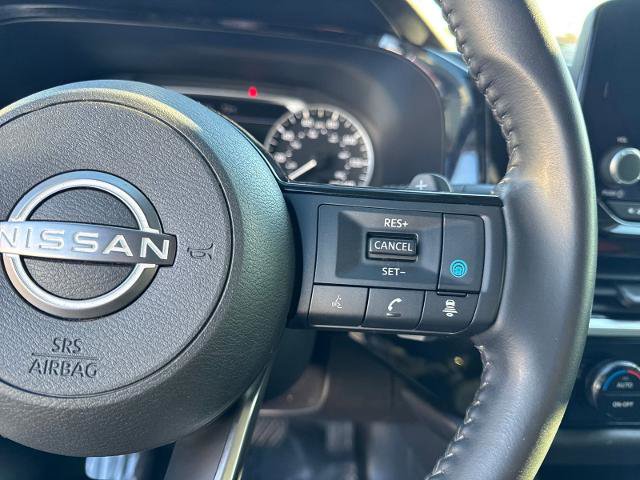 Certified 2023 Nissan Pathfinder SV w/ Black Appearance Package image 15