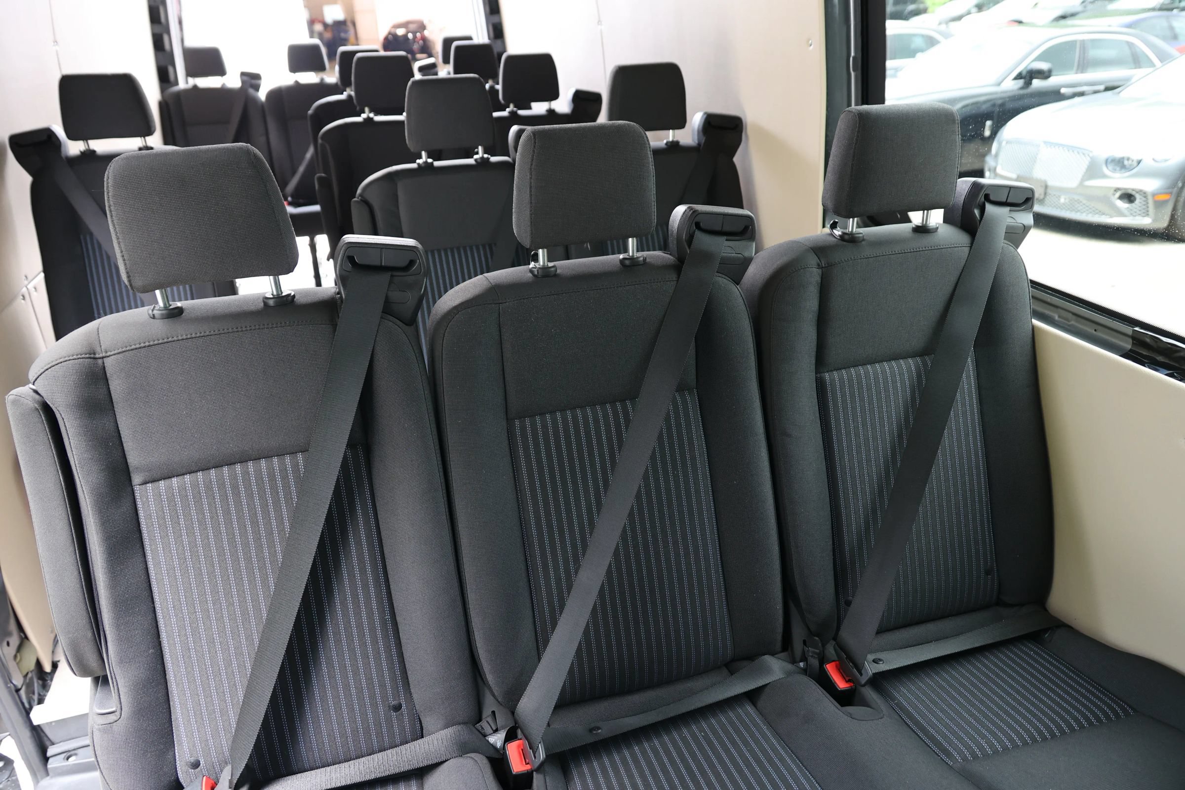 Used 2022 Mercedes-Benz Sprinter 4500 w/ Parking Package image 3