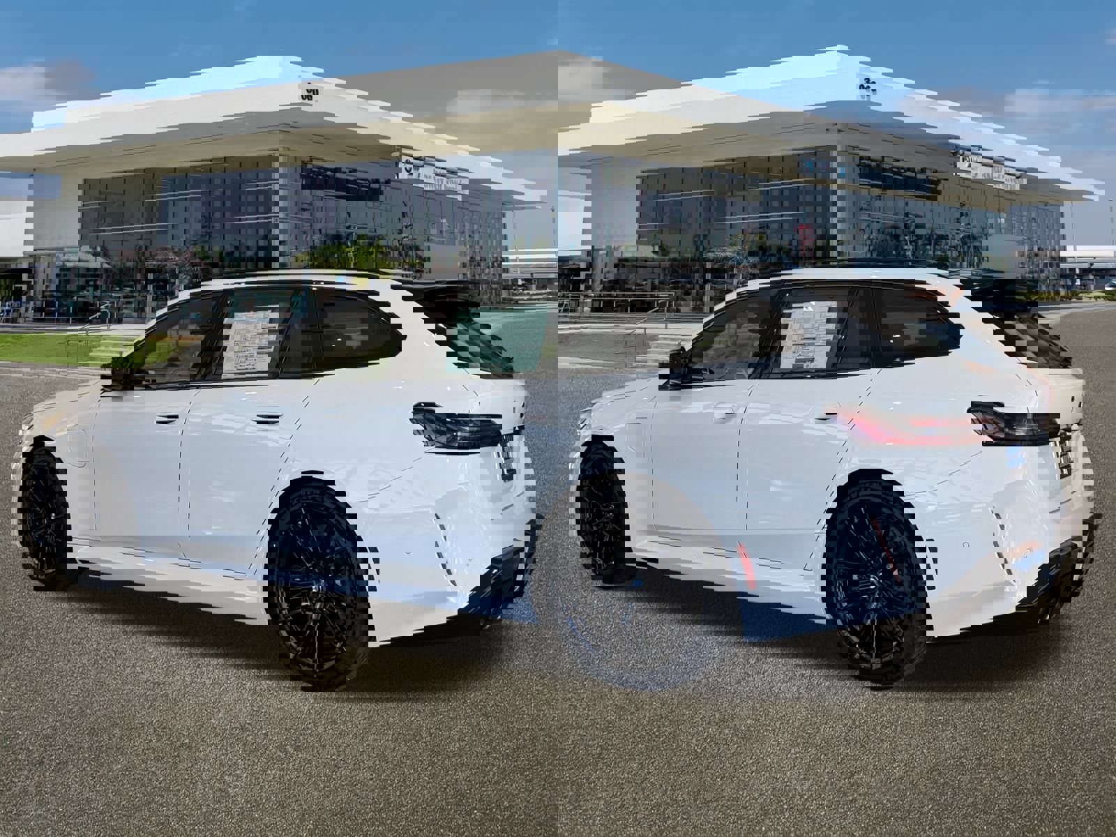 New 2026 BMW M5 Touring image 5