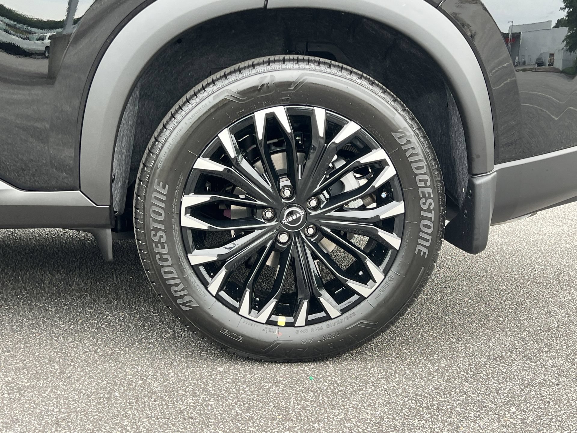New 2026 Nissan Rogue Dark Armor AWD/4WD image 27