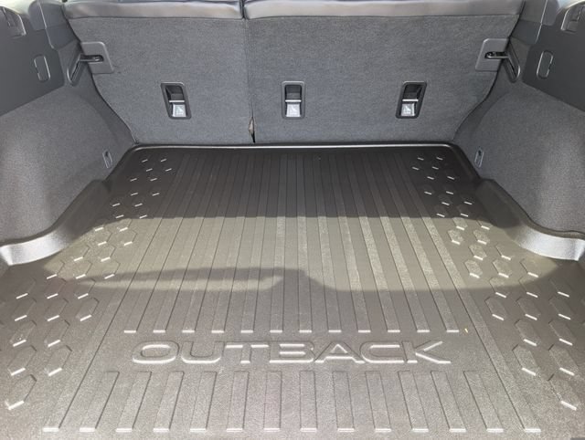 Certified 2025 Subaru Outback Limited XT AWD/4WD image 19