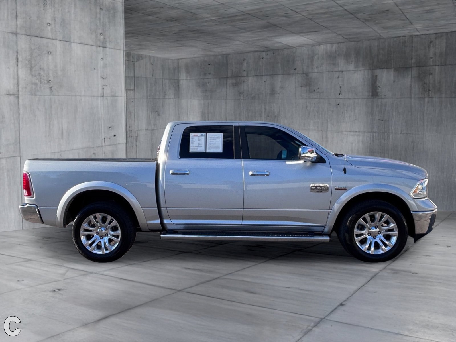 Used 2018 RAM 1500 Laramie Longhorn w/ Longhorn Southfork Package AWD/4WD image 8