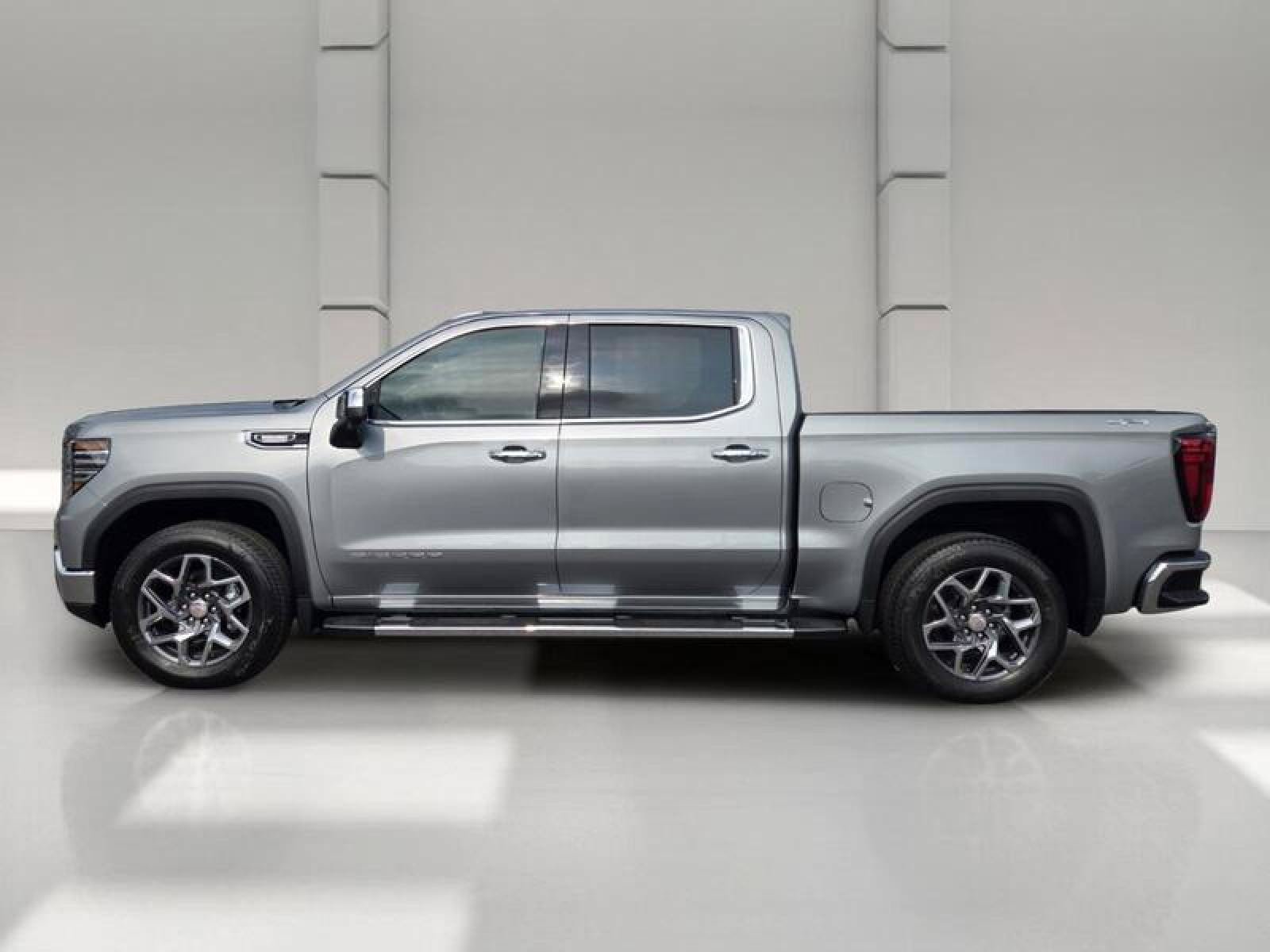New 2026 GMC Sierra 1500 SLT w/ SLT Premium Package AWD/4WD image 4