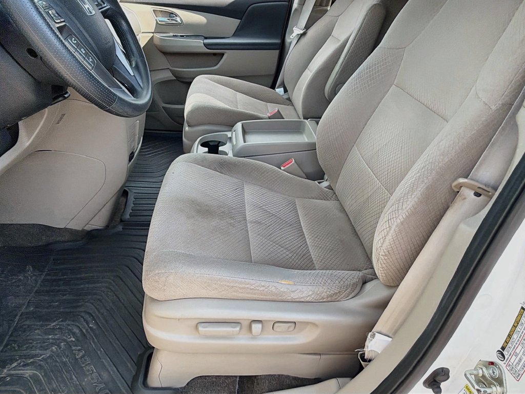 Used 2015 Honda Odyssey EX image 30