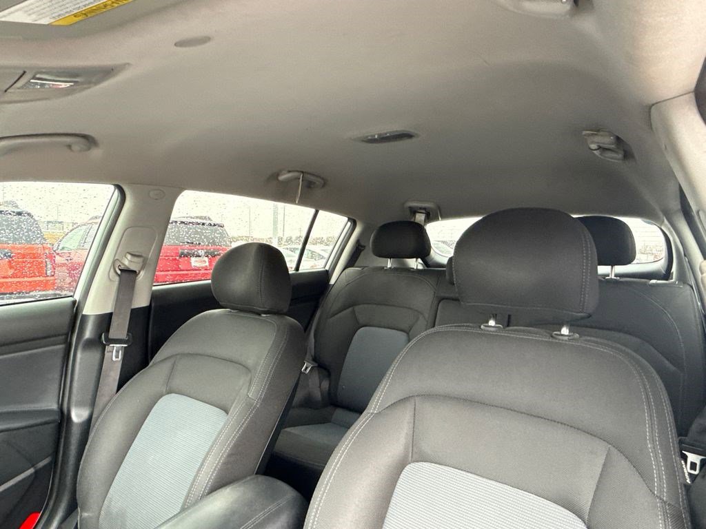 Used 2016 Kia Sportage LX image 19