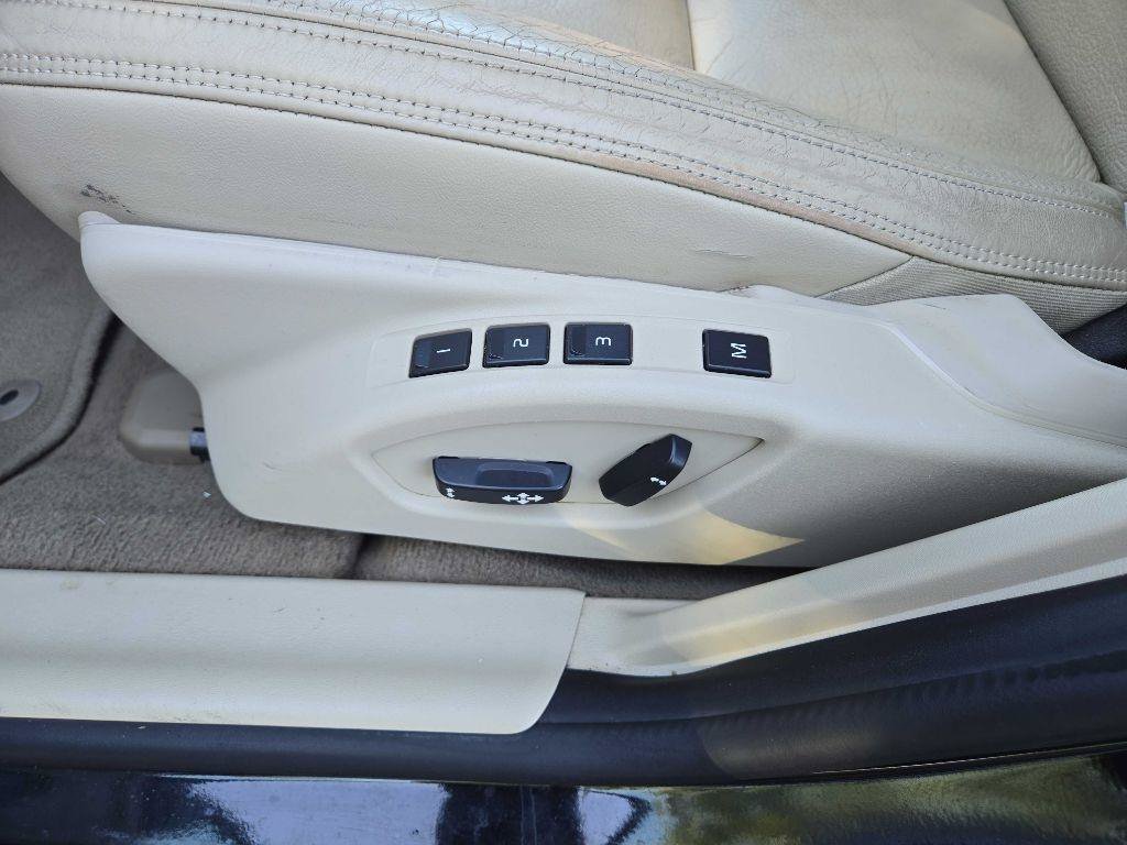 Used 2014 Volvo S60 T5 FWD image 8