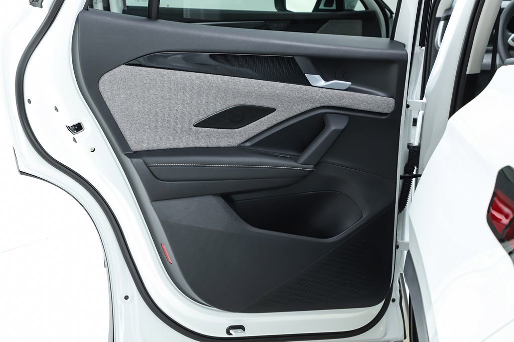 New 2026 Volkswagen Tiguan S image 54