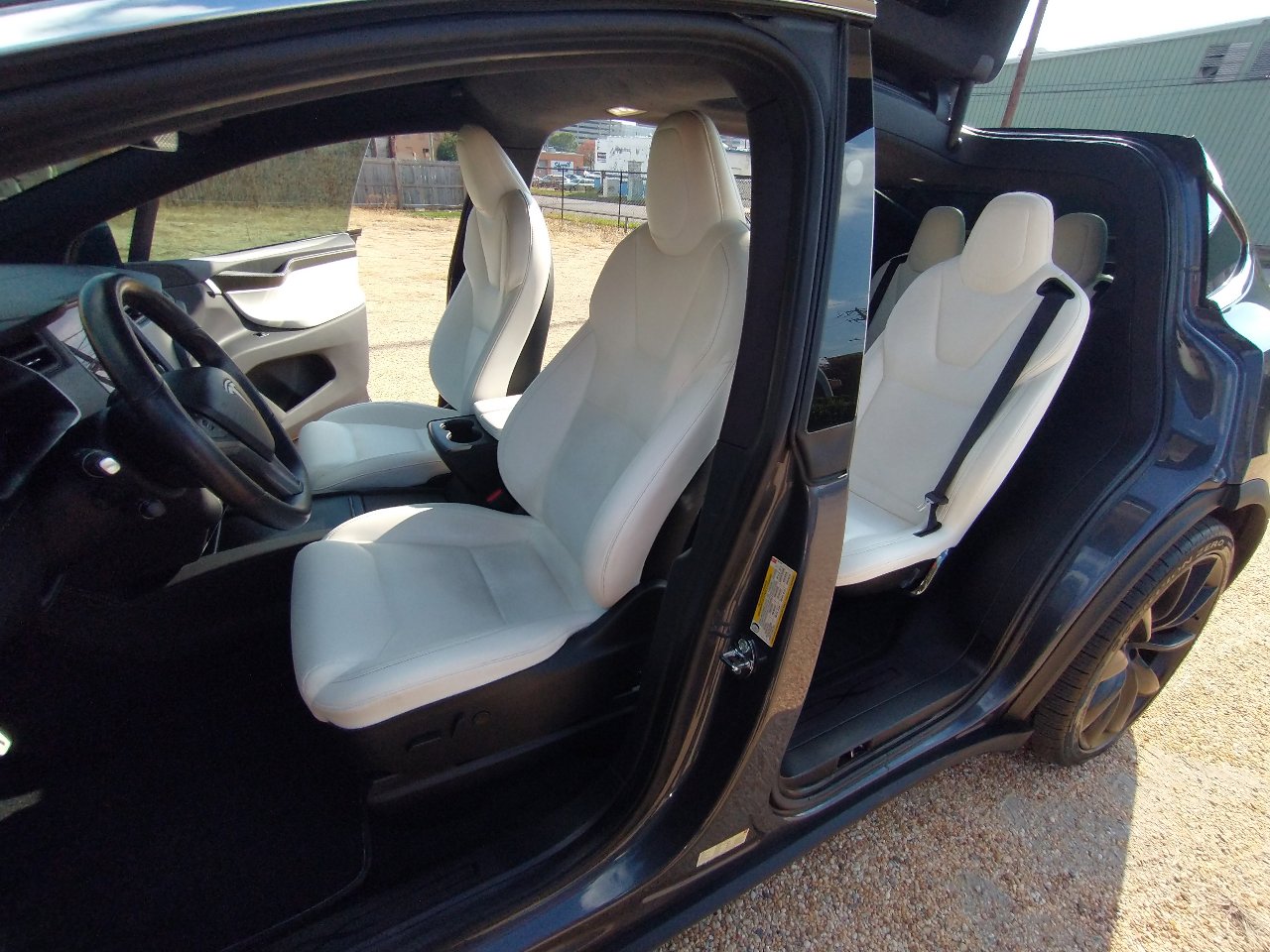 Used 2020 Tesla Model X Performance image 31