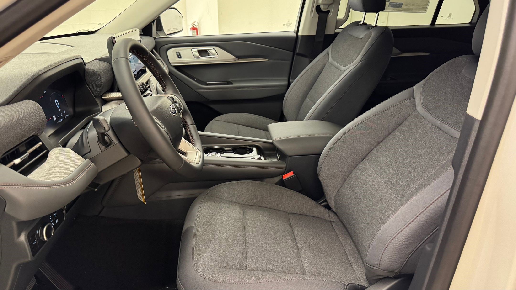 New 2026 Ford Explorer Active image 38