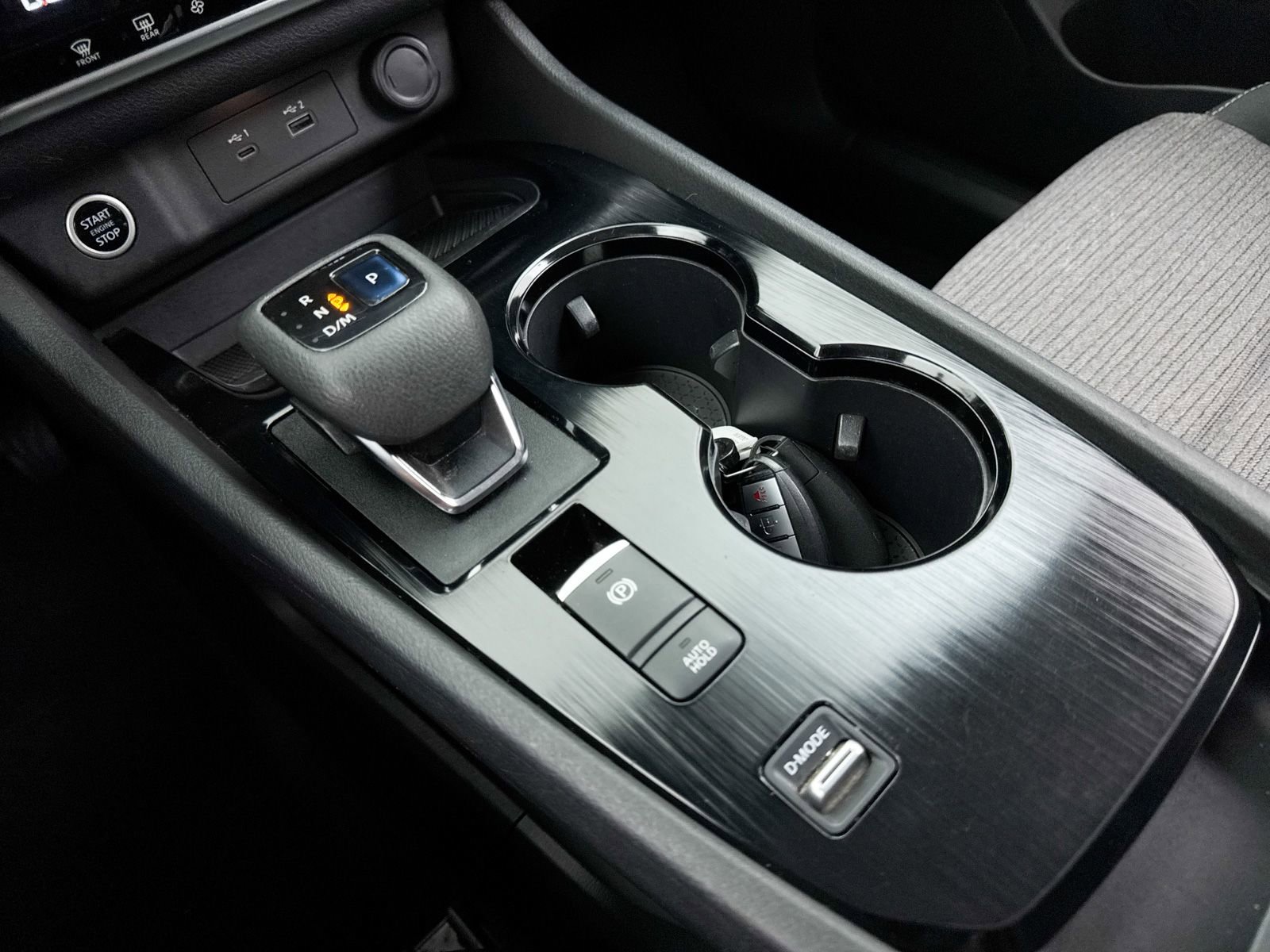 Used 2022 Nissan Rogue SV image 25