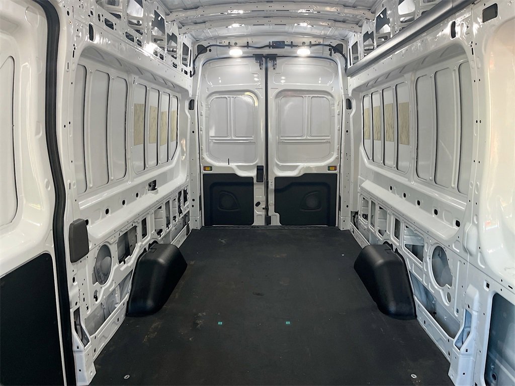 Used 2023 Ford Transit 350 148 High Roof Extended image 22
