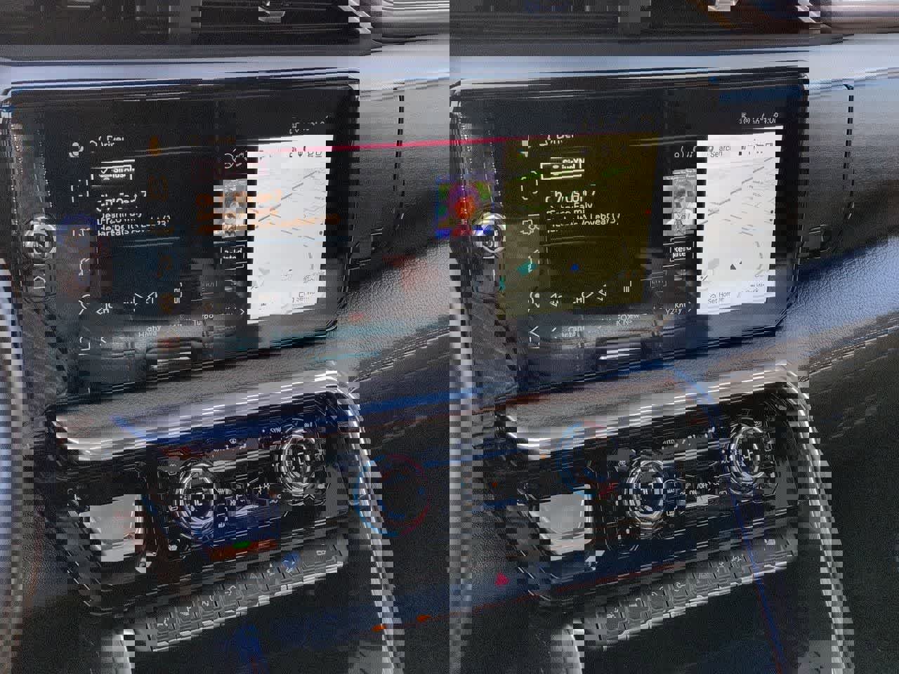 Used 2024 GMC Sierra 1500 Denali w/ Technology Package AWD/4WD image 27