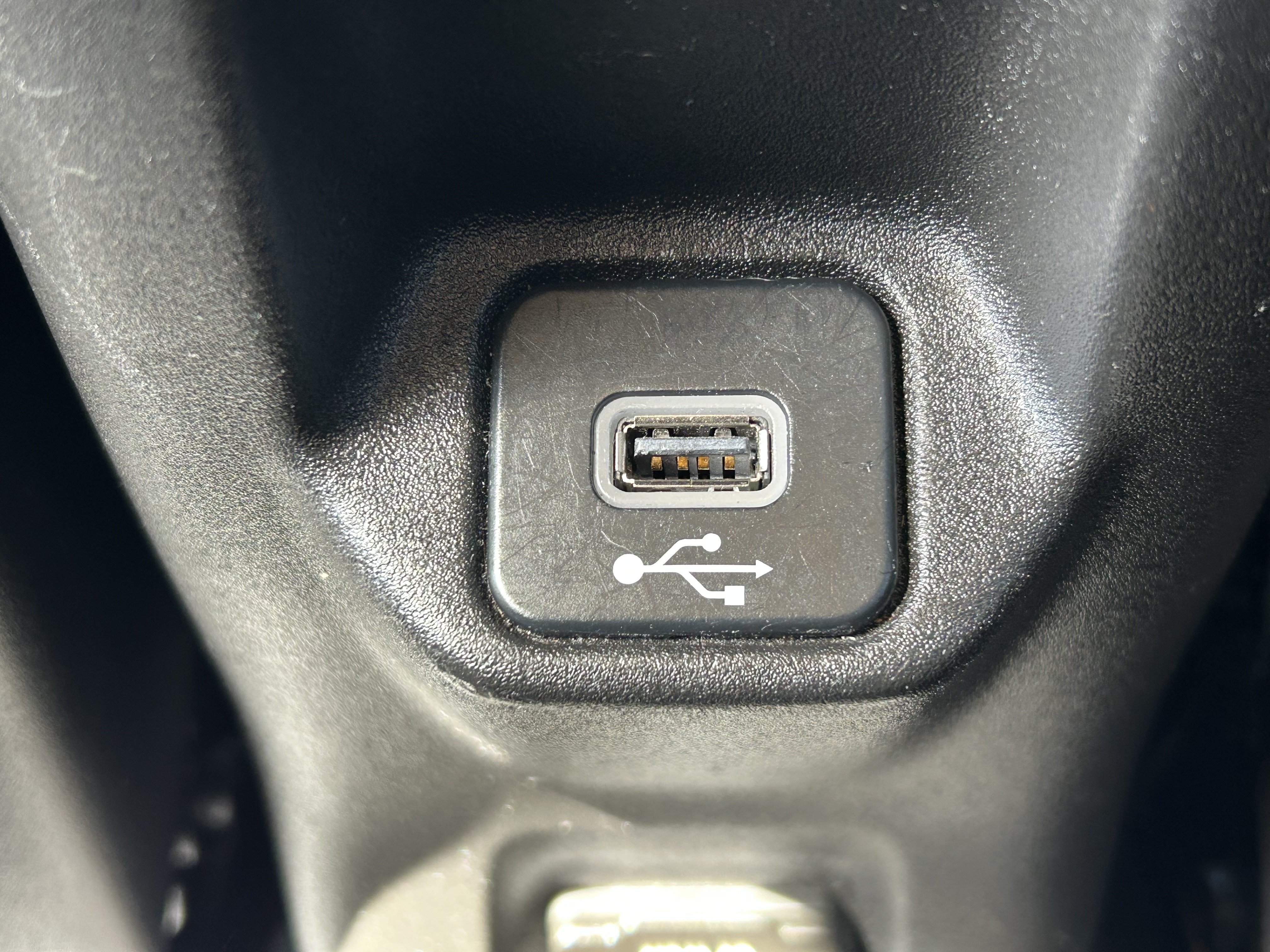 Used 2022 Jeep Renegade Latitude w/ Convenience Group AWD/4WD image 20