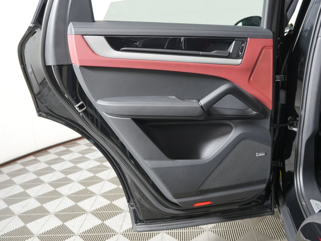 New 2026 Porsche Cayenne S AWD/4WD image 34
