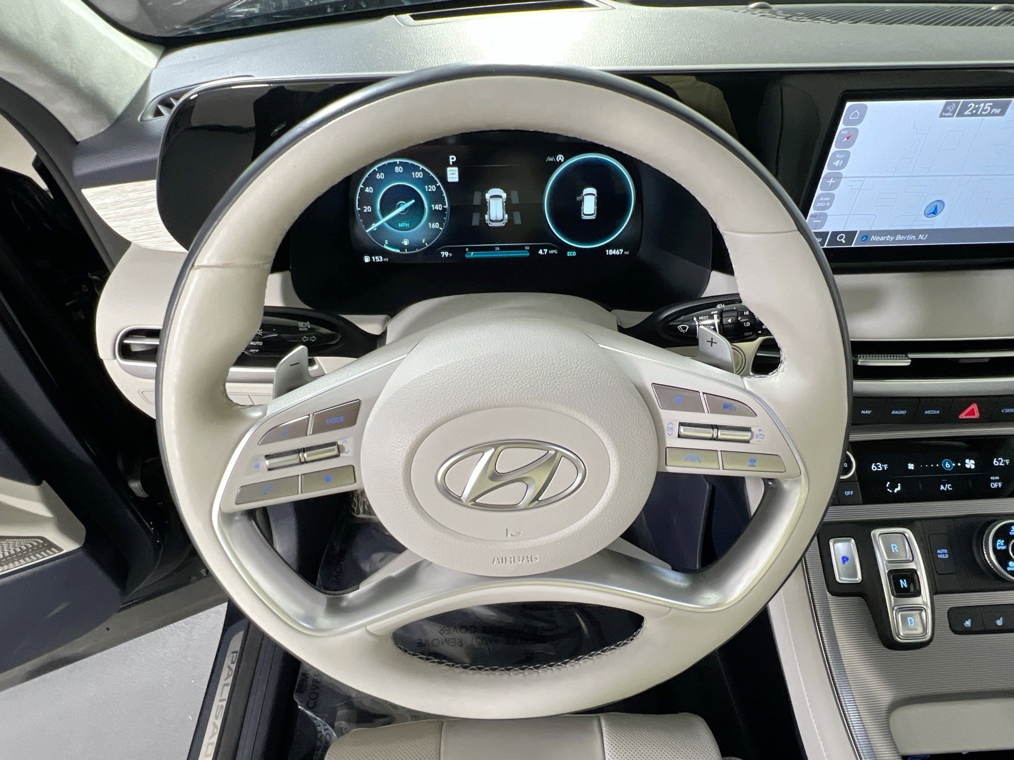 Used 2023 Hyundai Palisade Calligraphy image 11