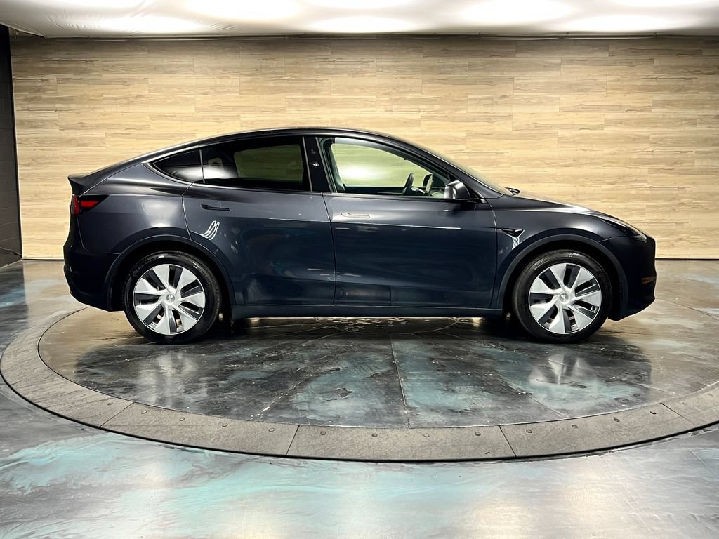 Used 2024 Tesla Model Y Long Range AWD/4WD image 20