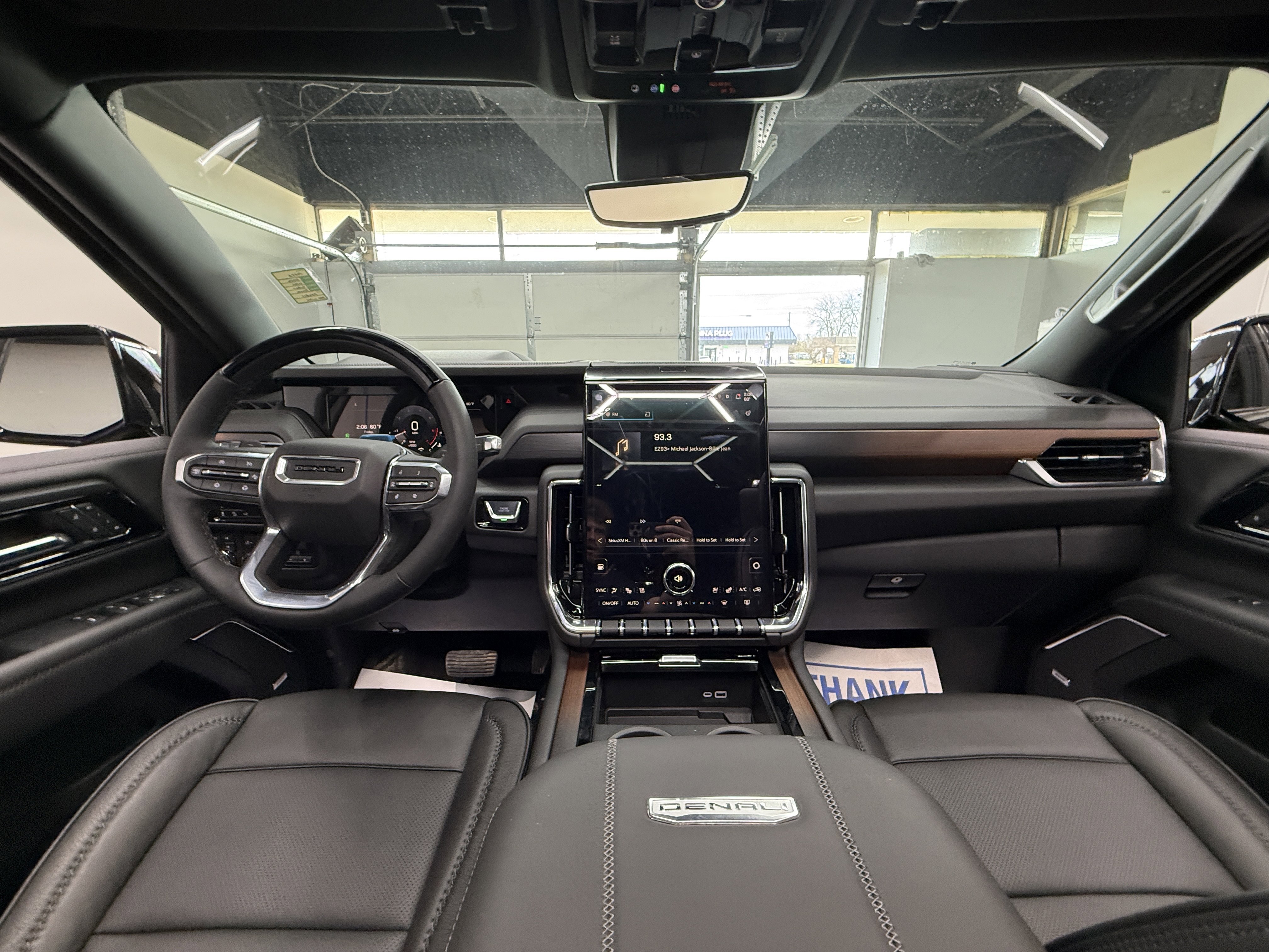 Used 2026 GMC Yukon Denali w/ Denali Reserve Package image 15