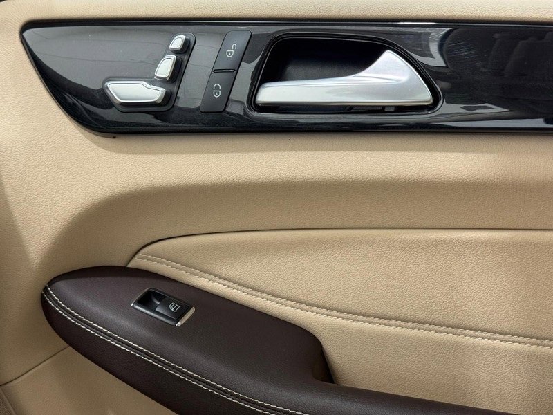 Used 2018 Mercedes-Benz GLE 350 4MATIC image 23