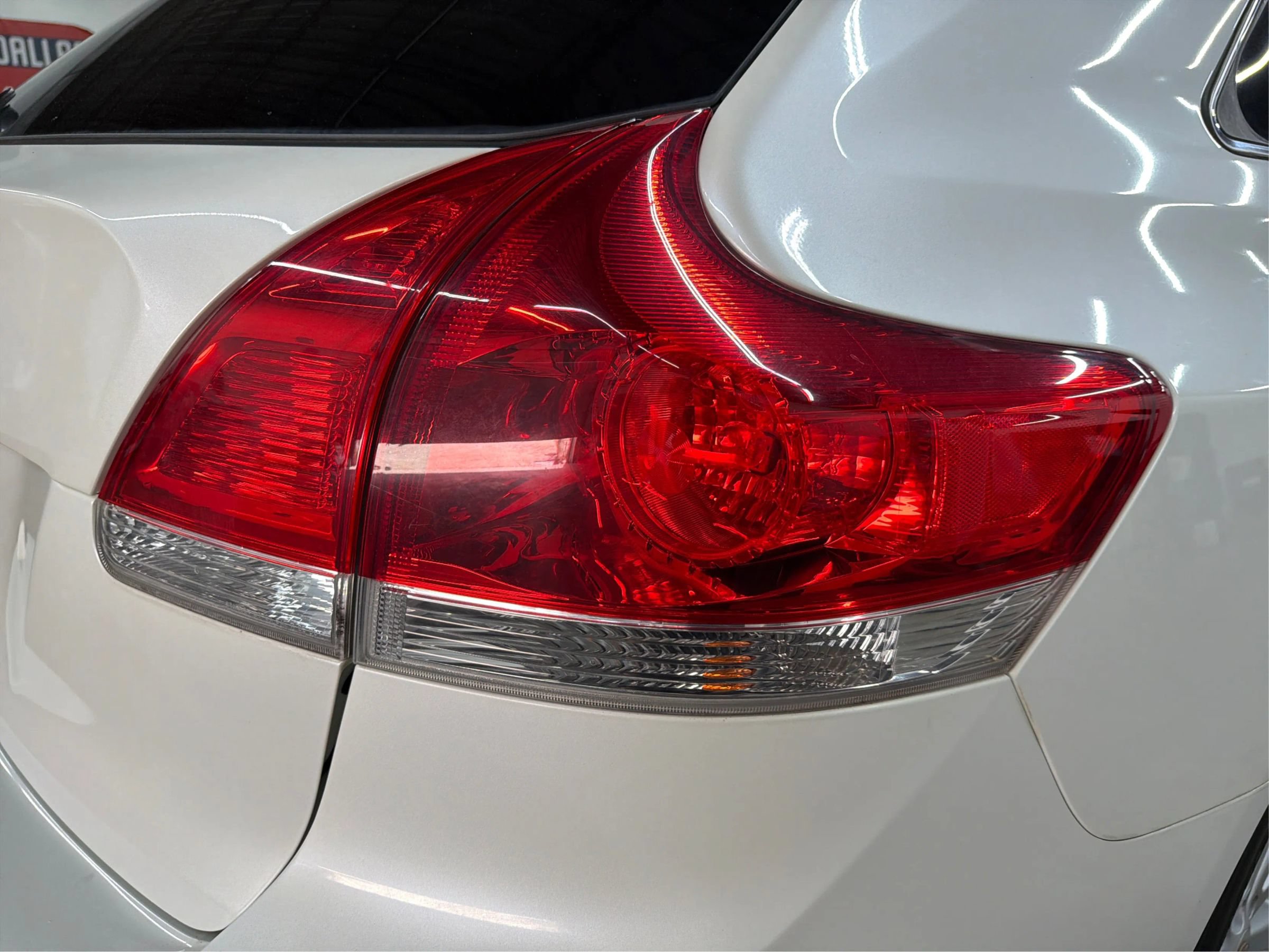 Used 2011 Toyota Venza FWD image 36