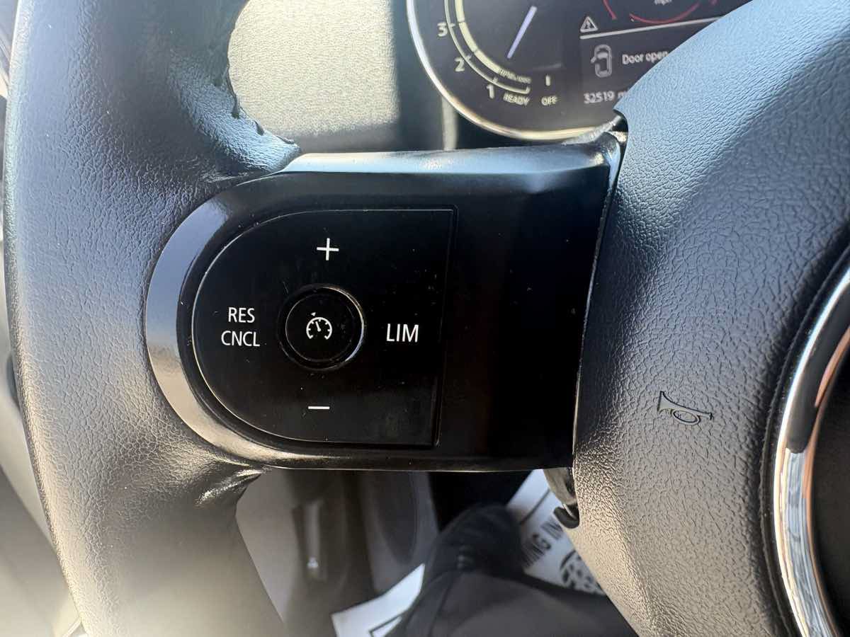 Used 2022 MINI Cooper Countryman FWD image 24