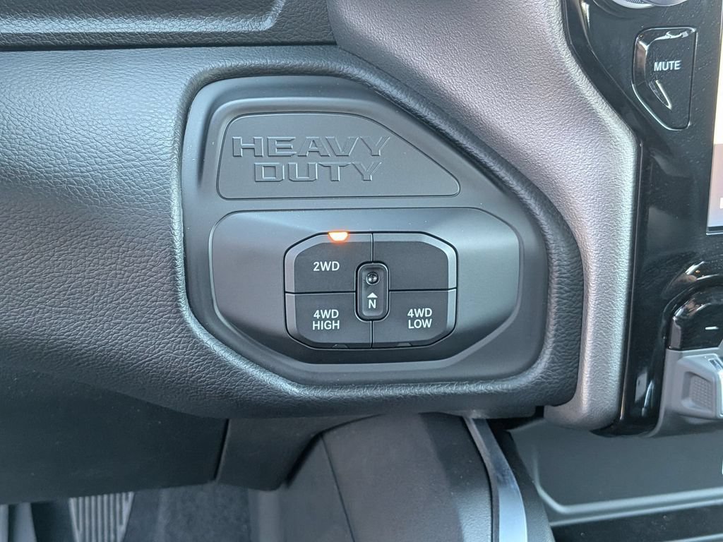 New 2026 RAM 2500 Big Horn AWD/4WD image 20