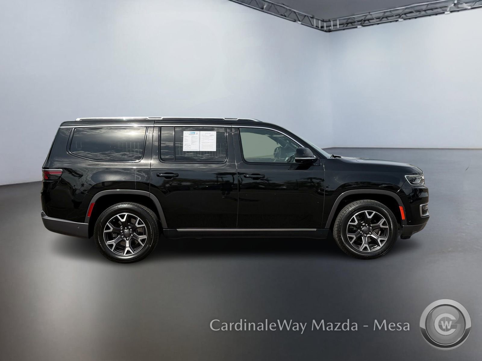 Used 2022 Jeep Wagoneer Series III w/ Premium Group I image 3