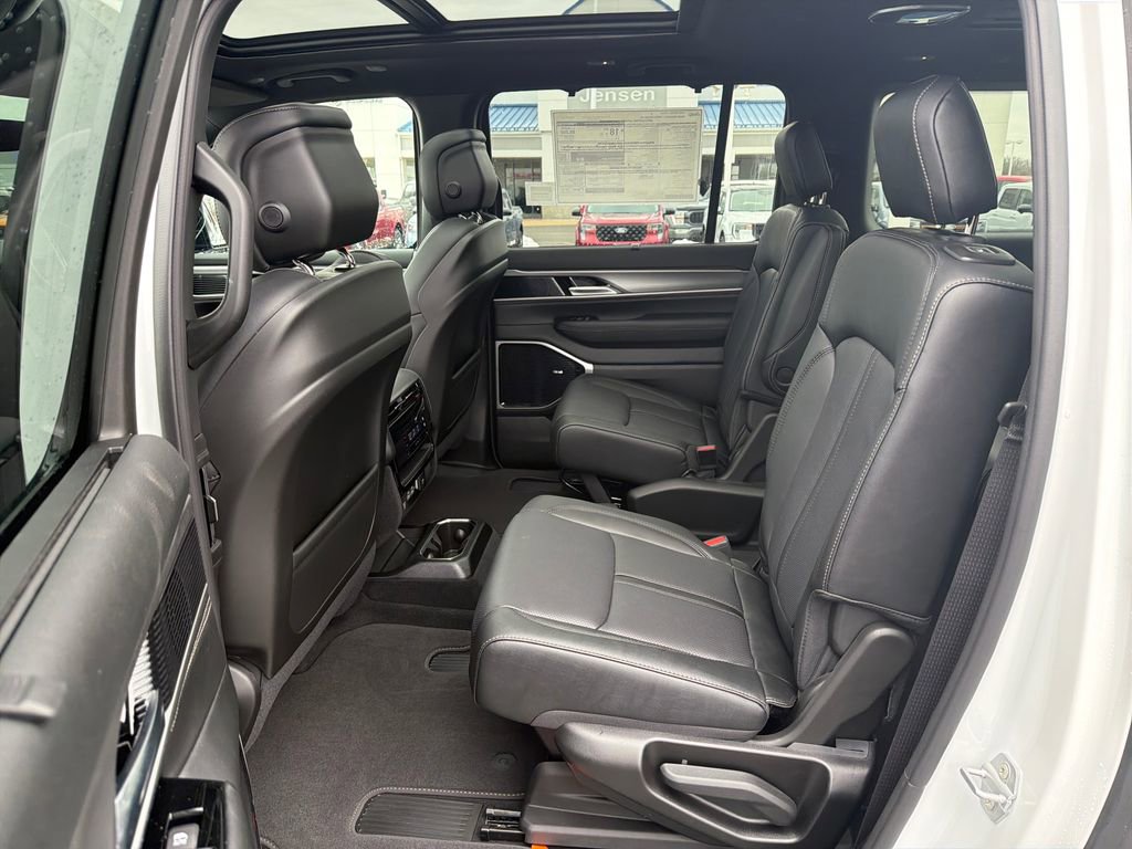 New 2026 Jeep Grand Wagoneer L Limited image 25