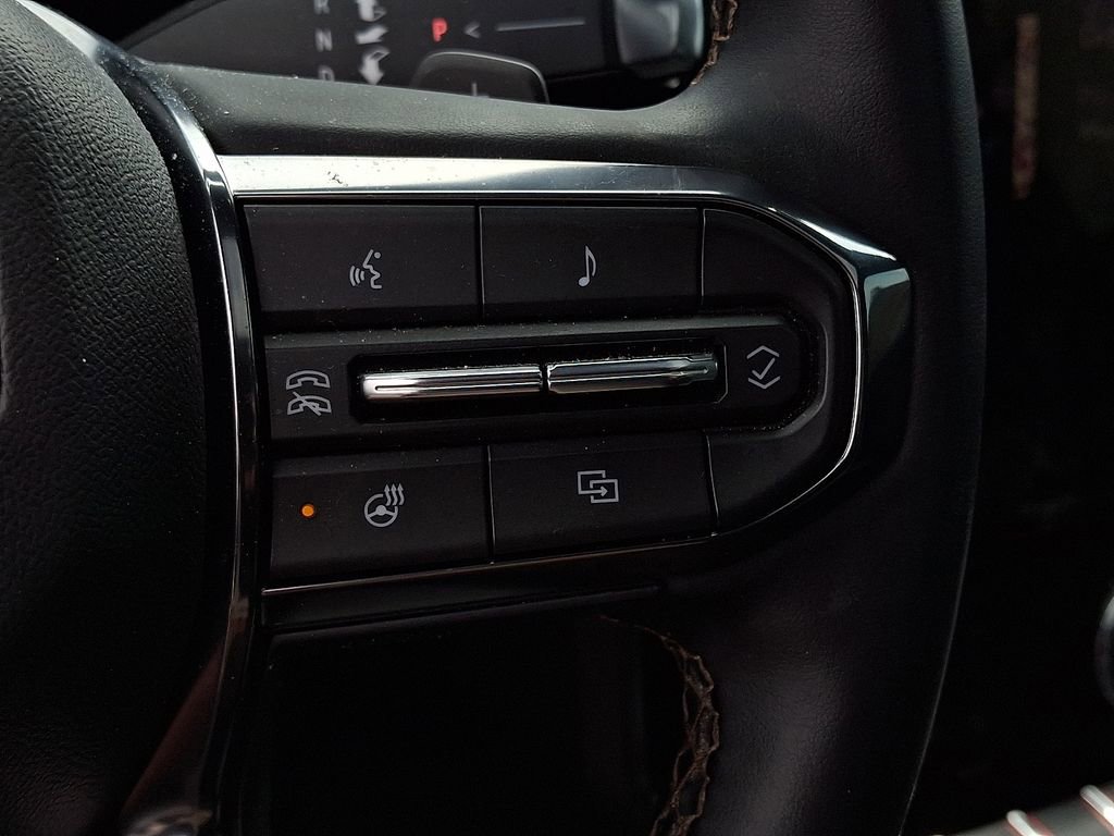 Certified 2024 GMC Acadia AT4 image 25