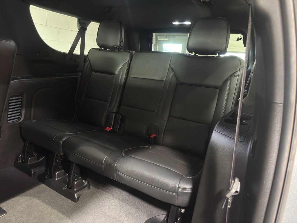 Used 2024 GMC Yukon XL Denali image 12