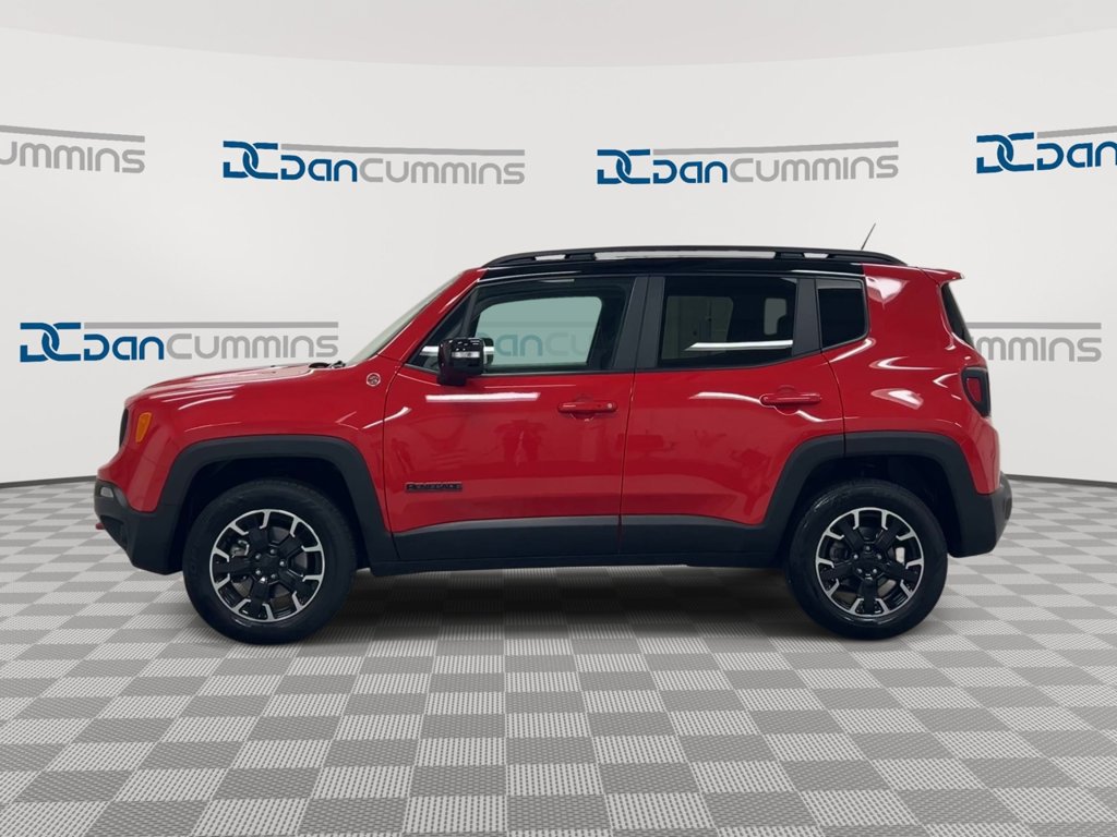 Used 2023 Jeep Renegade Trailhawk AWD/4WD image 5