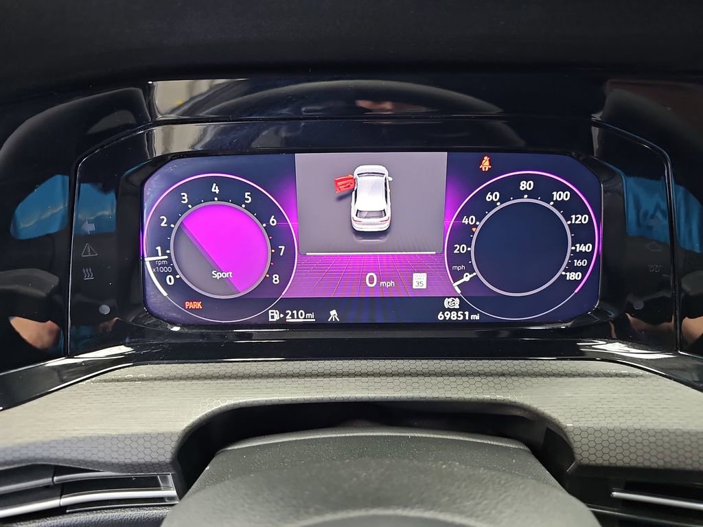 Used 2022 Volkswagen GTI SE image 18