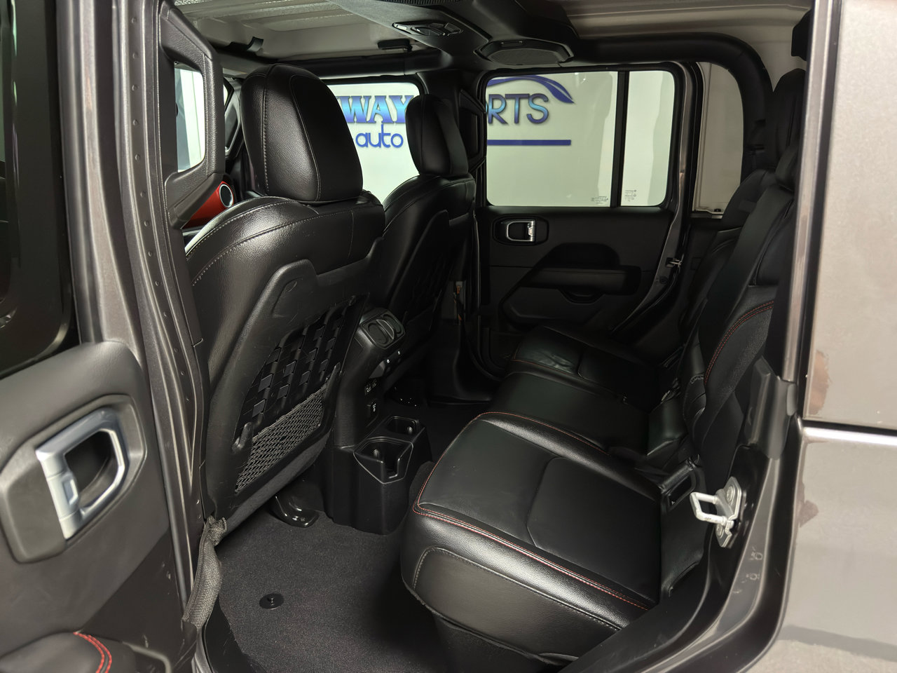 Used 2021 Jeep Gladiator Rubicon AWD/4WD image 32