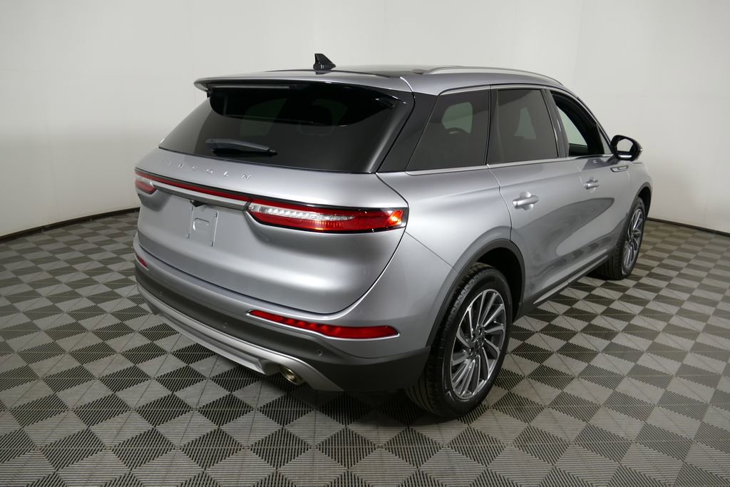 Used 2023 Lincoln Corsair Reserve w/ Equipment Group 201A image 30