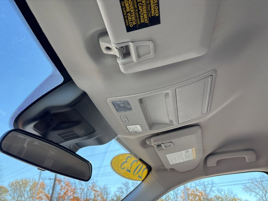 Used 2023 Ford Maverick Lariat w/ Lariat Luxury Package image 28