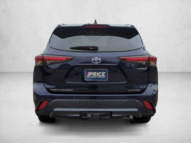 Used 2024 Toyota Highlander Limited image 7