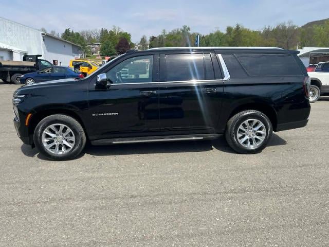 New 2026 Chevrolet Suburban Premier w/ Sun And Tow Package AWD/4WD image 1