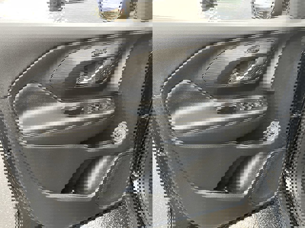 Used 2020 GMC Terrain SLT w/ Preferred Package image 22