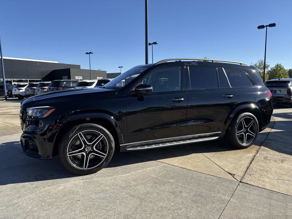 New 2026 Mercedes-Benz GLS 450 4MATIC image 2