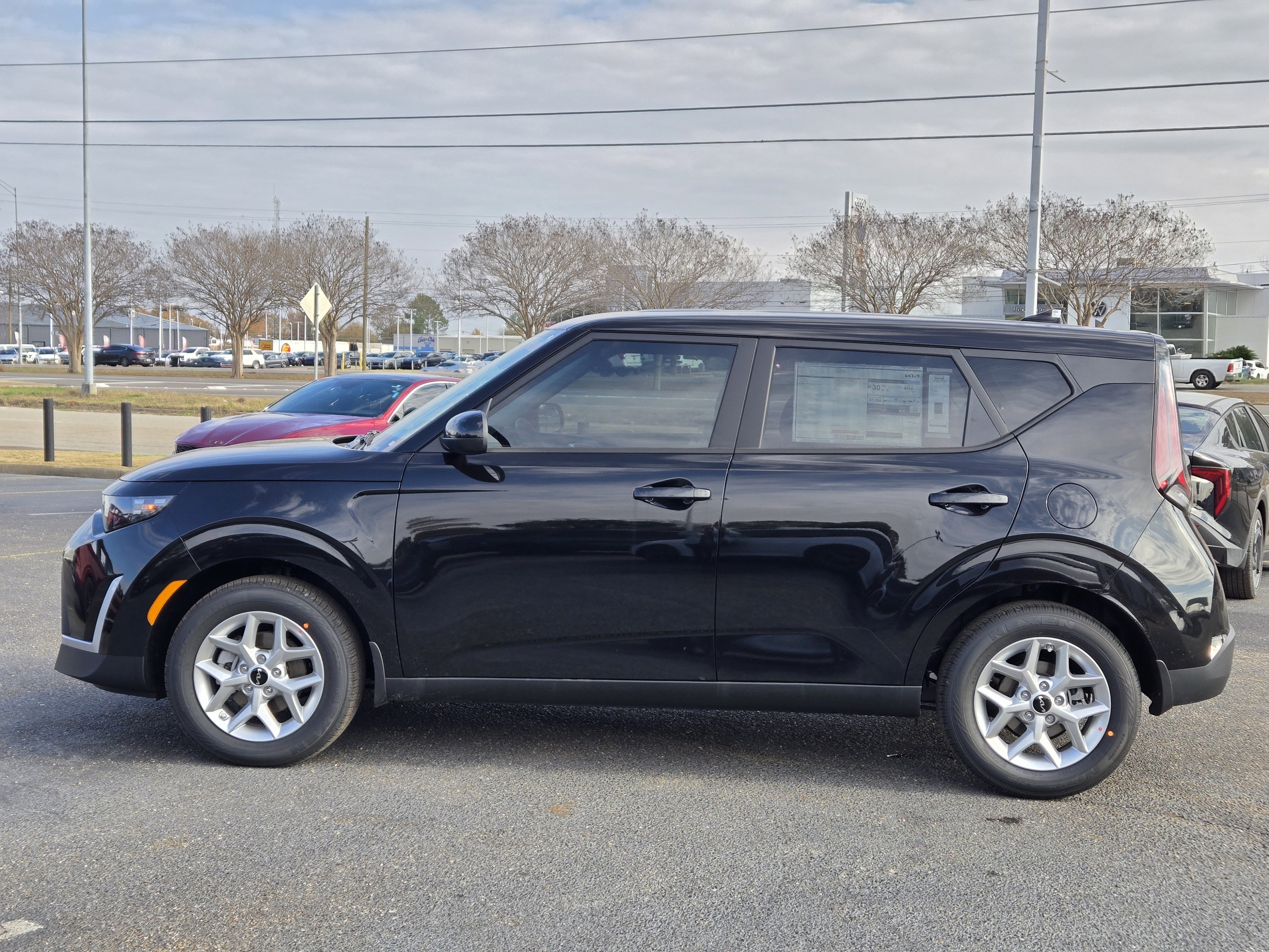 New 2025 Kia Soul LX image 12