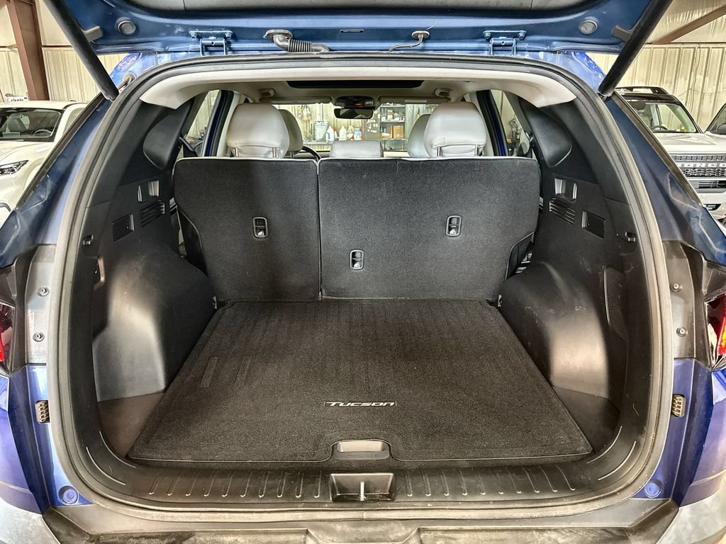 Used 2023 Hyundai Tucson Limited AWD/4WD image 30